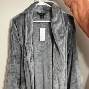 Marc New York plush polyester robe